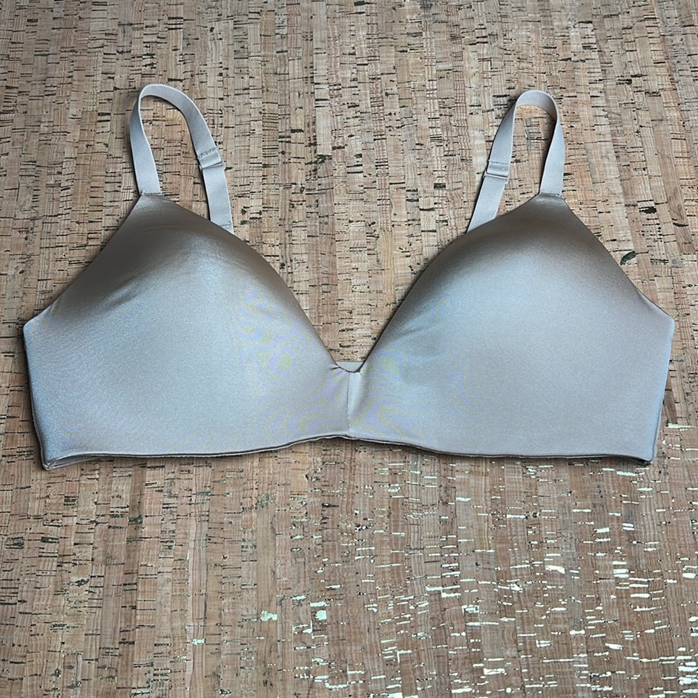 Skims Wireless Bra Nude 38C
